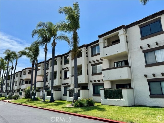 Building Photo - 3830 Avenida Del Presidente Unit 1 Rental