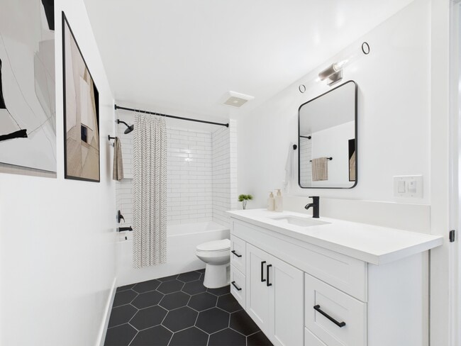 Photo - The Stanley Off Sunset