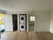 Photo - 220 E 21st St