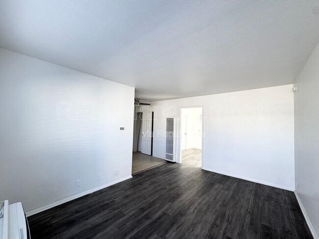 Photo - 6624 Sylmar Ave Unit 9