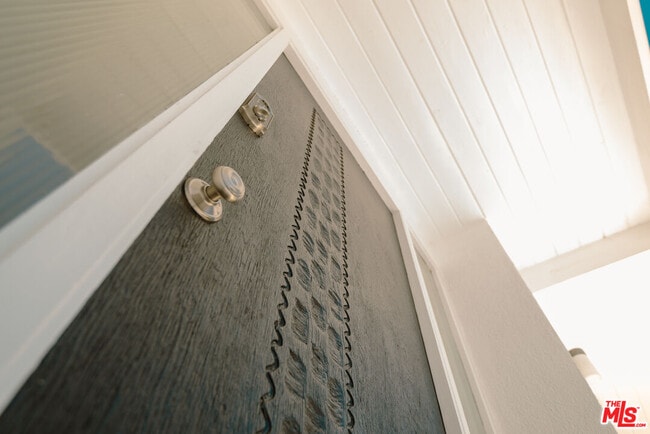 Photo - 20647 Seaboard Rd