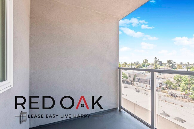 Photo - 11405 Chandler Blvd Unit 310