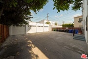 Photo - 614 N Genesee Ave