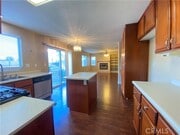 Photo - 708 Hillview St House