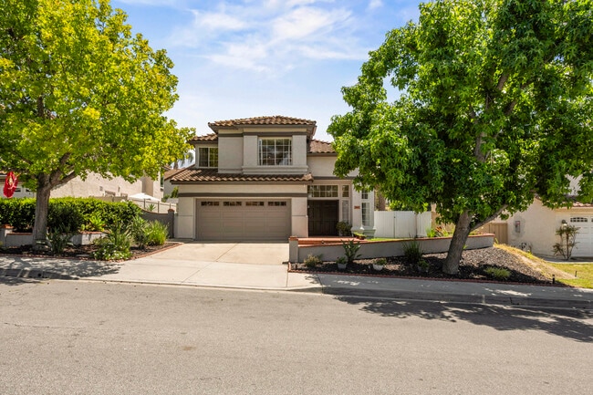 Photo - 4887 Motif St House