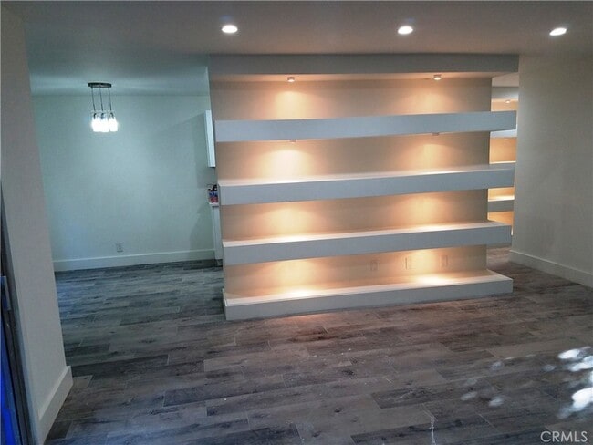 Photo - 811 6th St Unit 103