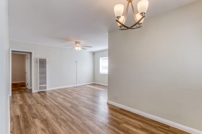 Photo - 1734 Eudora Ave