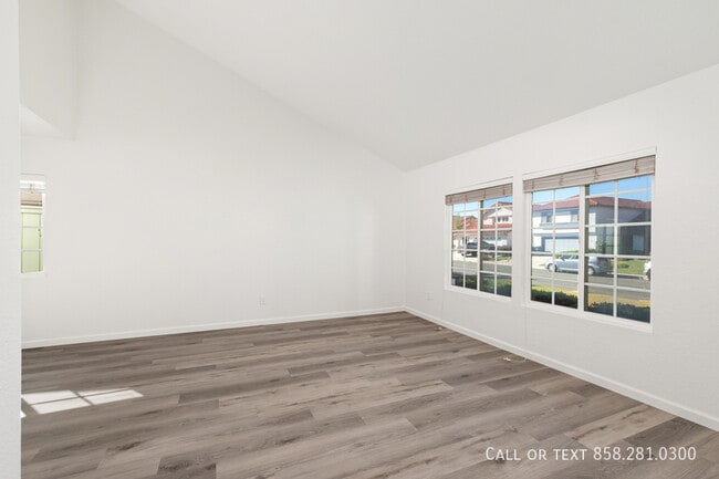 Photo - 13327 Entreken Ave