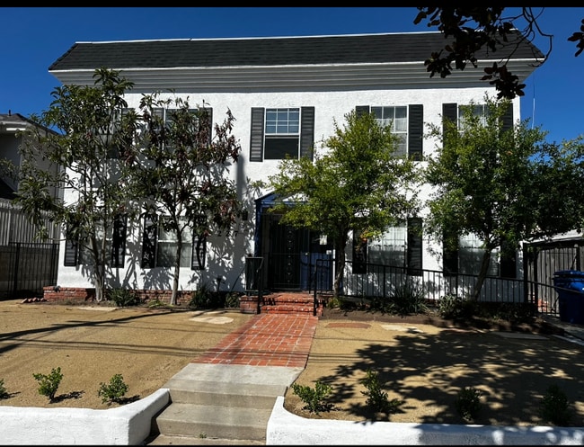 Photo - 227 N Adams St Apartment Unit 4