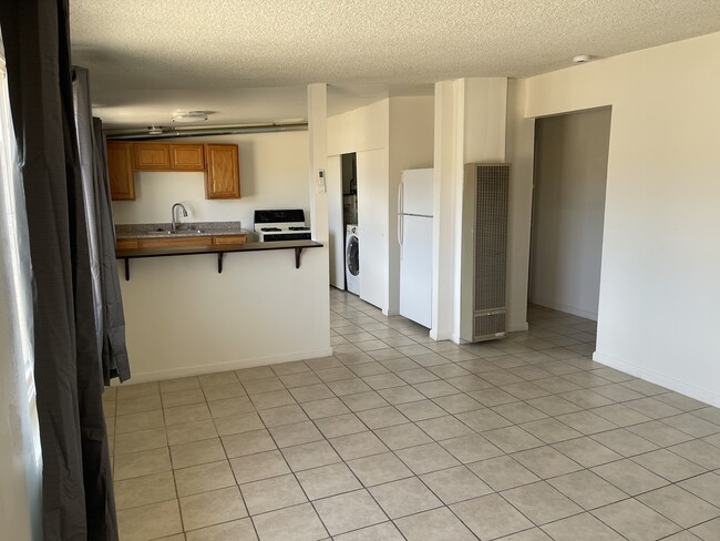 Building Photo - 73858 Sun Valley Dr Unit 58