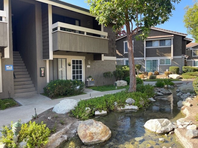 Building Photo - Upper Level 1 bedroom in Irvine Rental