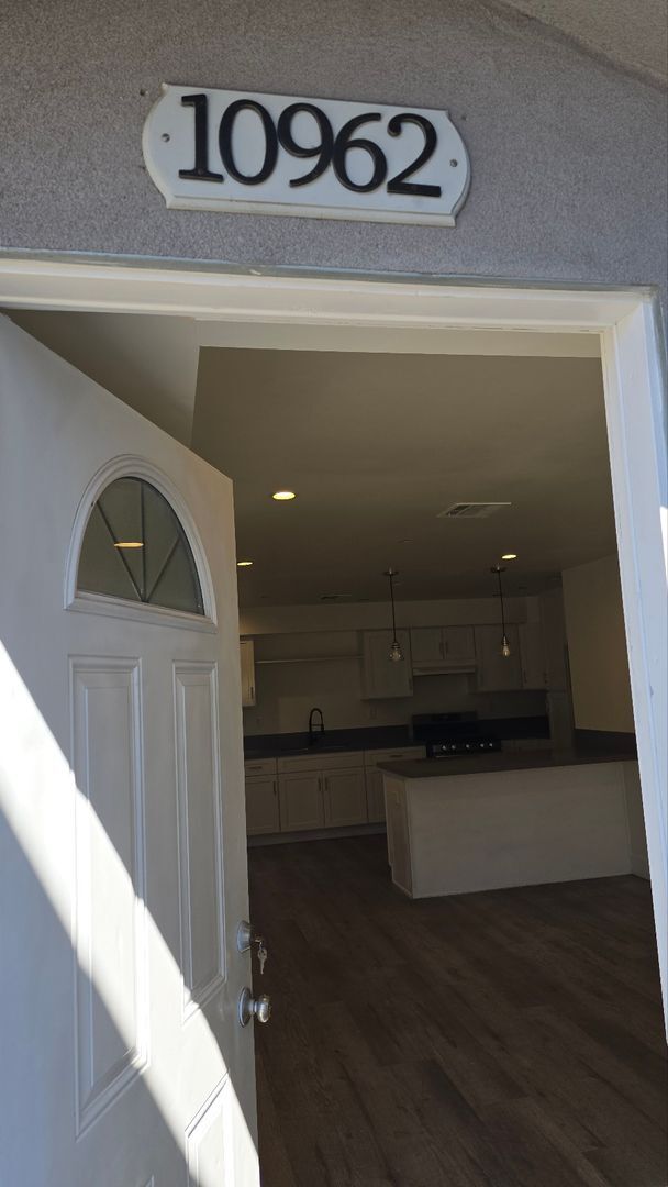 Photo - 10960 Avalon Blvd Unit AVALON (10962 BN)