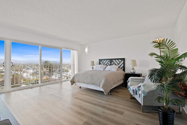 Photo - Marina Tower