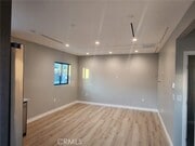 Photo - 20524 Sherman Way