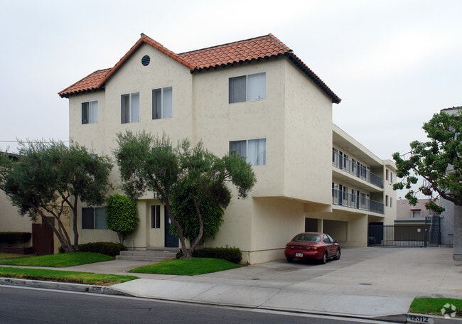 12304 Grevillea Ave. - 12304 Grevillea Ave. Apartments