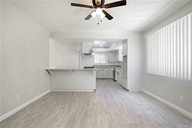 Kitchen - 137 S 5th St Townhome