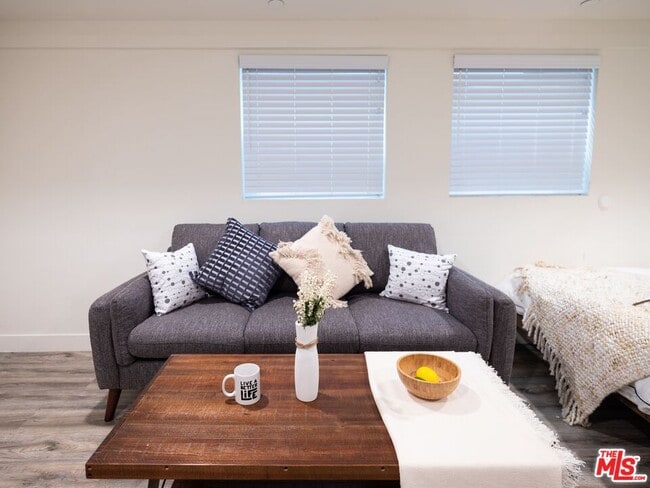 Photo - 1147 W 37th St Unit 1