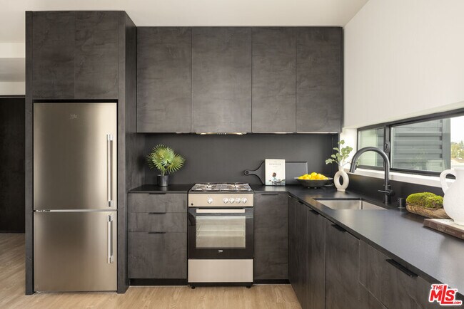 Photo - 3667 Keystone Av Unit 426