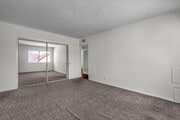 Photo - 248 N Rexford Dr Unit #4