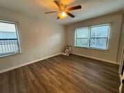 Photo - 1222 McClellan Dr