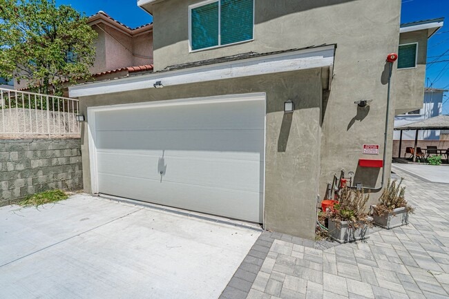 Photo - Accessory Dwelling Unit -  2 Bedroom Unit ...