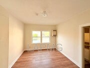 Photo - 1614 N Kenmore Ave