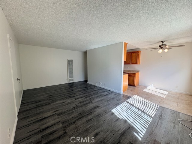 Photo - 3357 Butterfield Ave