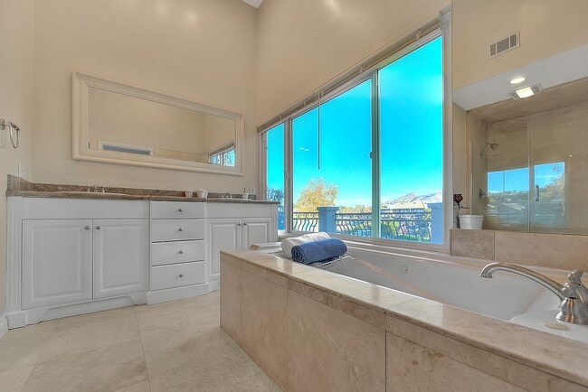 Photo - 3800 Weatherly Cir