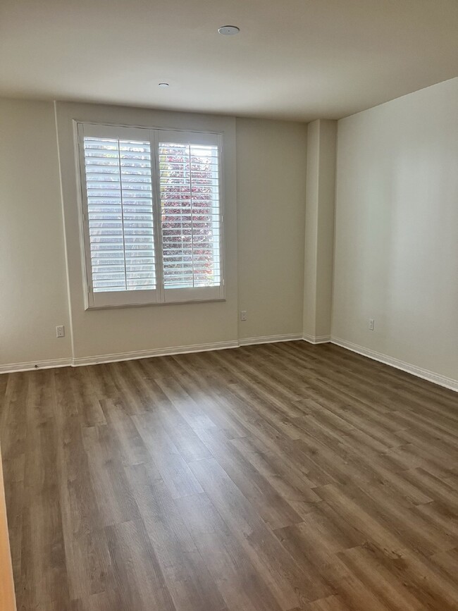 "Coastal Living Awaits: Spacious 2BR Condo... - "Coastal Living Awaits: Spacious 2BR Condo...