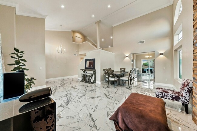 Photo - 1659 Lisbon Pl