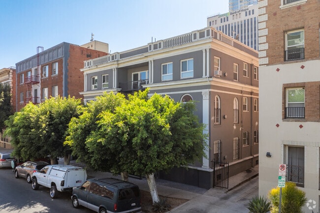 Photo - The Forneaux