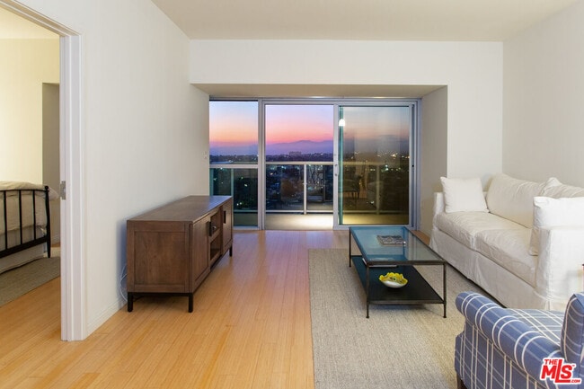 Photo - 13700 Marina Pointe Dr Unit 1209