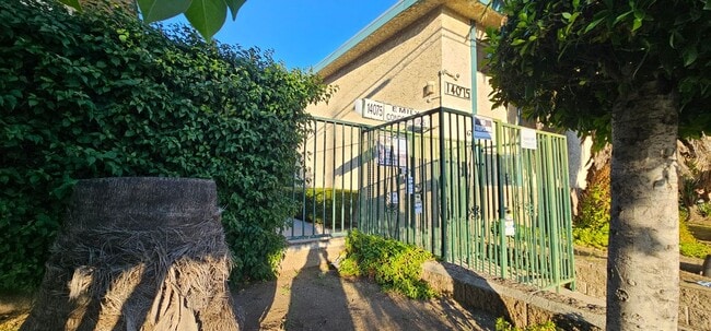 Photo - 14075 Foothill Blvd