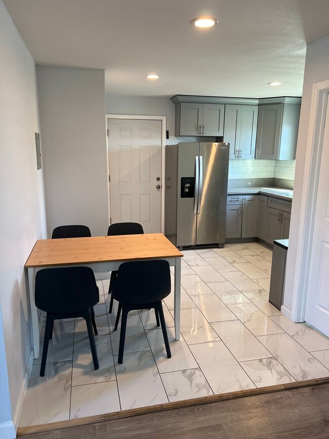Building Photo - 4135 41st St Rental