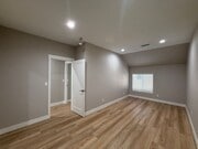 Photo - AV T 1105 Unit 1107