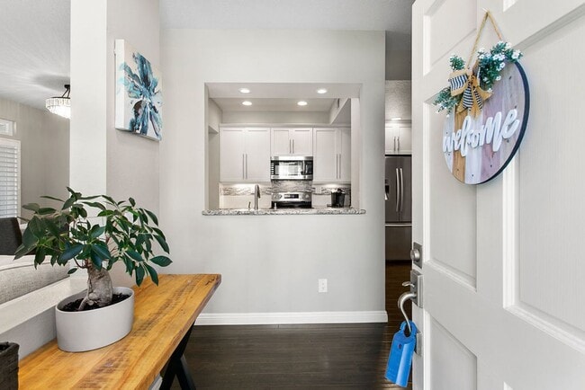 Photo - Furnished Beacon Hill Beauty!