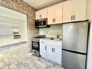 Photo - 7411 Willoughby Ave