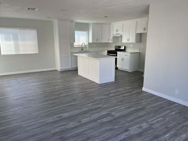 Building Photo - 1642 West 220th Street