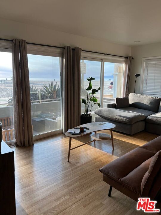 Photo - 3005 Ocean Front Walk Unit A