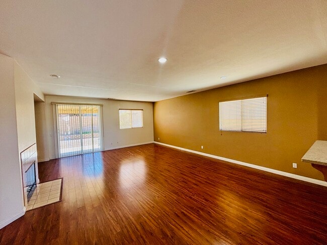 Photo - 5806 W Avenue K3