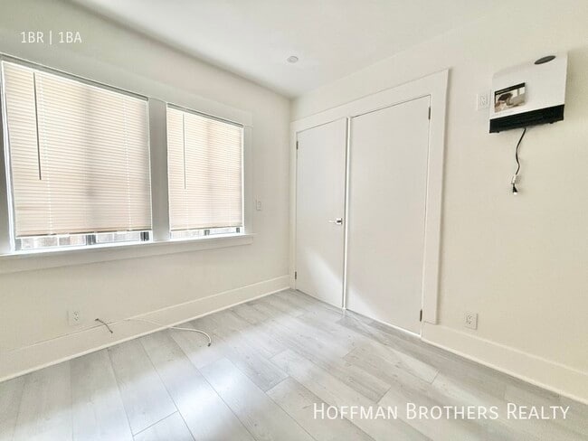 Photo - 1303 N June St Unit 1