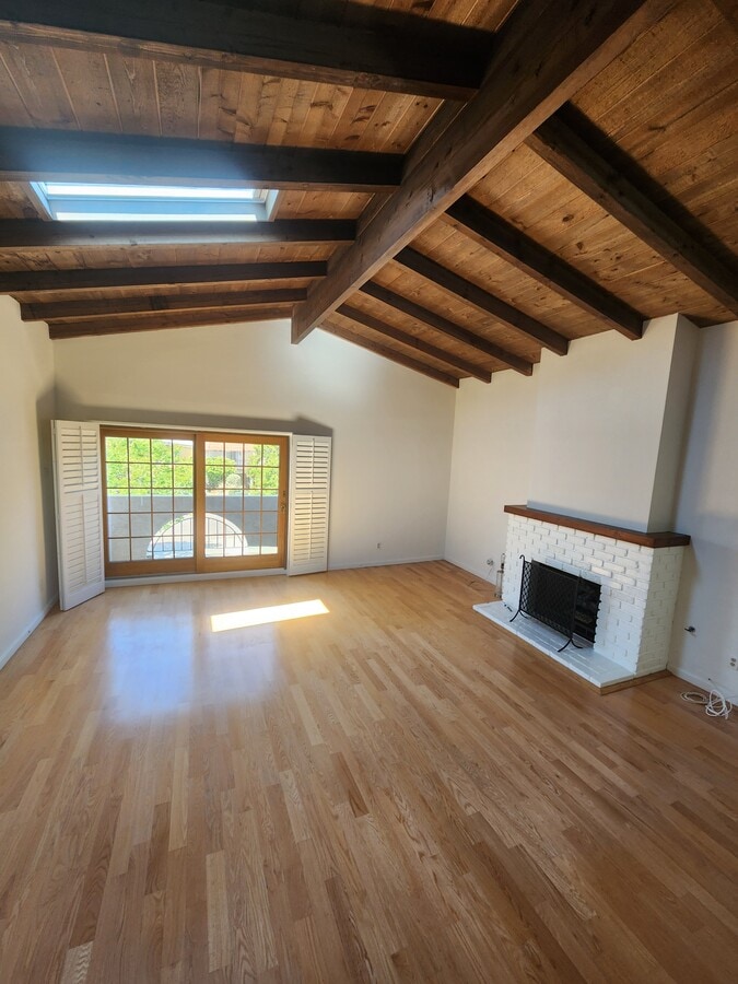 Photo - 1526 Herrin St