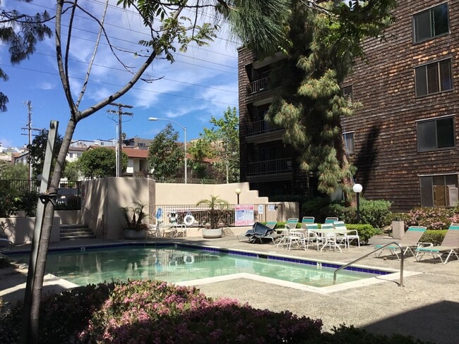 2BR 2BA Condo-AC, Washer/Dryer in Unit, Pe... - 2BR 2BA Condo-AC, Washer/Dryer in Unit, Pe...