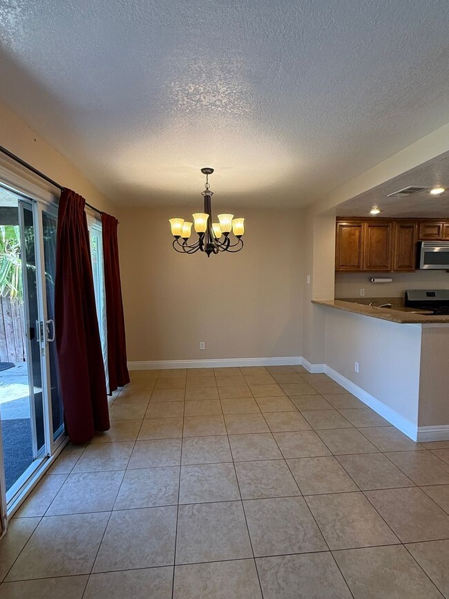 Photo - Lovely 3 bed 2 1/2 bath