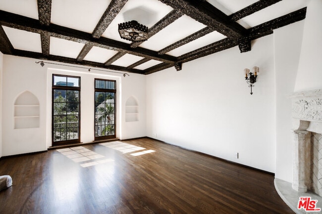 Photo - 1302 N Sweetzer Ave Condo Unit 504