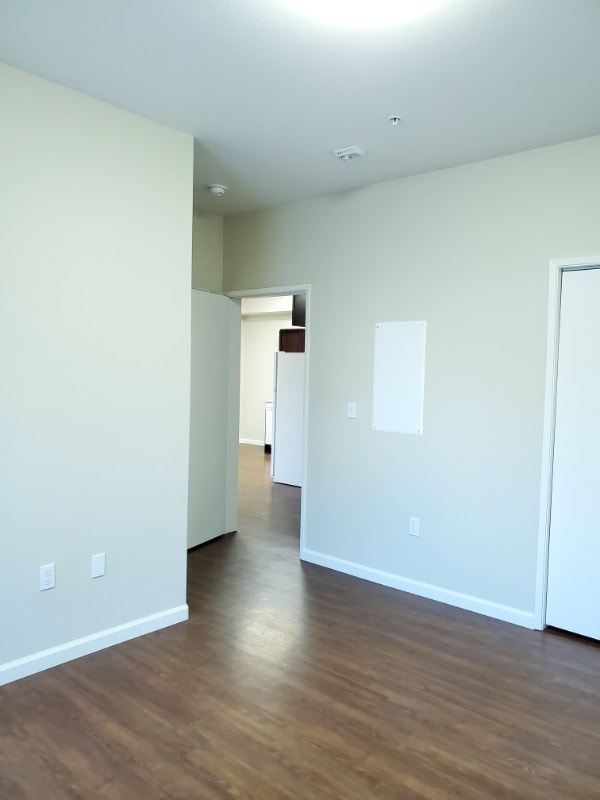 Photo - 2209 E 8th St Unit B409