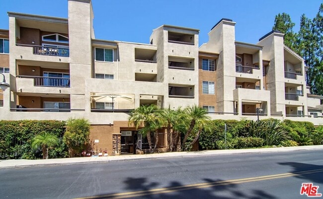 Photo - 5545 Canoga Ave Unit 203