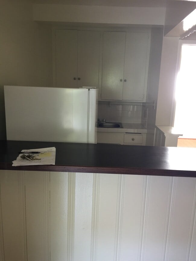 Photo - 1244 1/2 S Westgate Ave Apartment Unit 1240 .25
