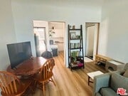 Photo - 2109 1/2 W 54th St