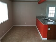 Photo - 642-648 W. 3rd St.